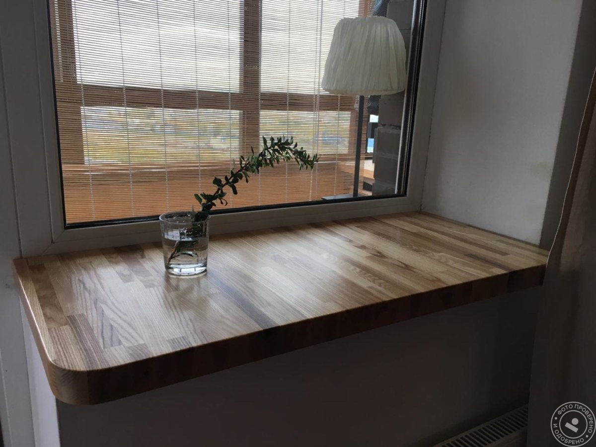 Подоконник-столешница из дерева