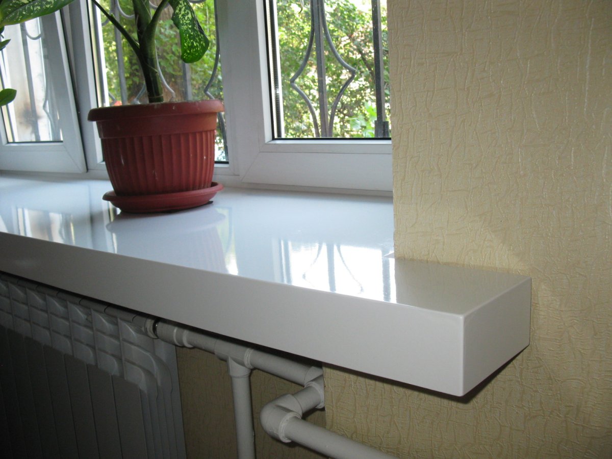 Акриловый подоконник