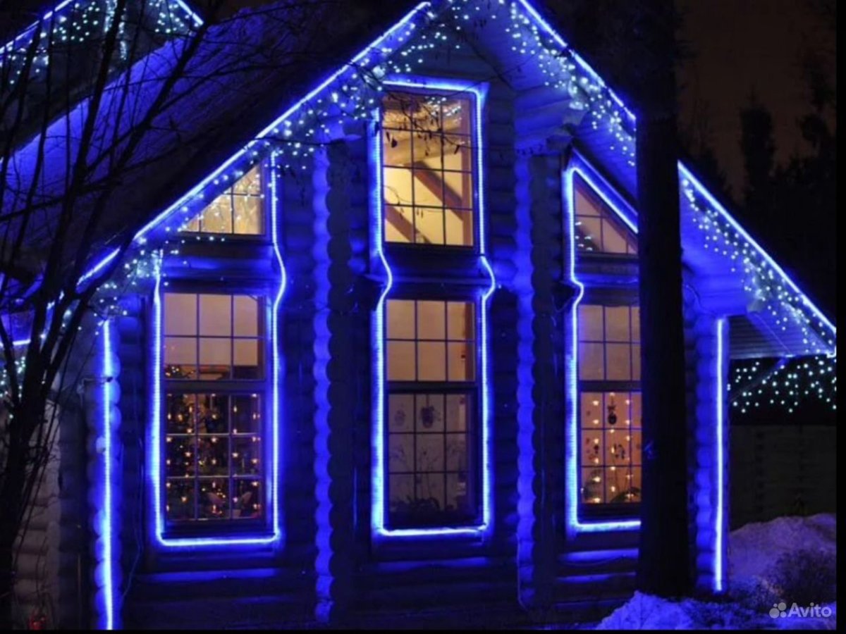 Световое украшение фасада