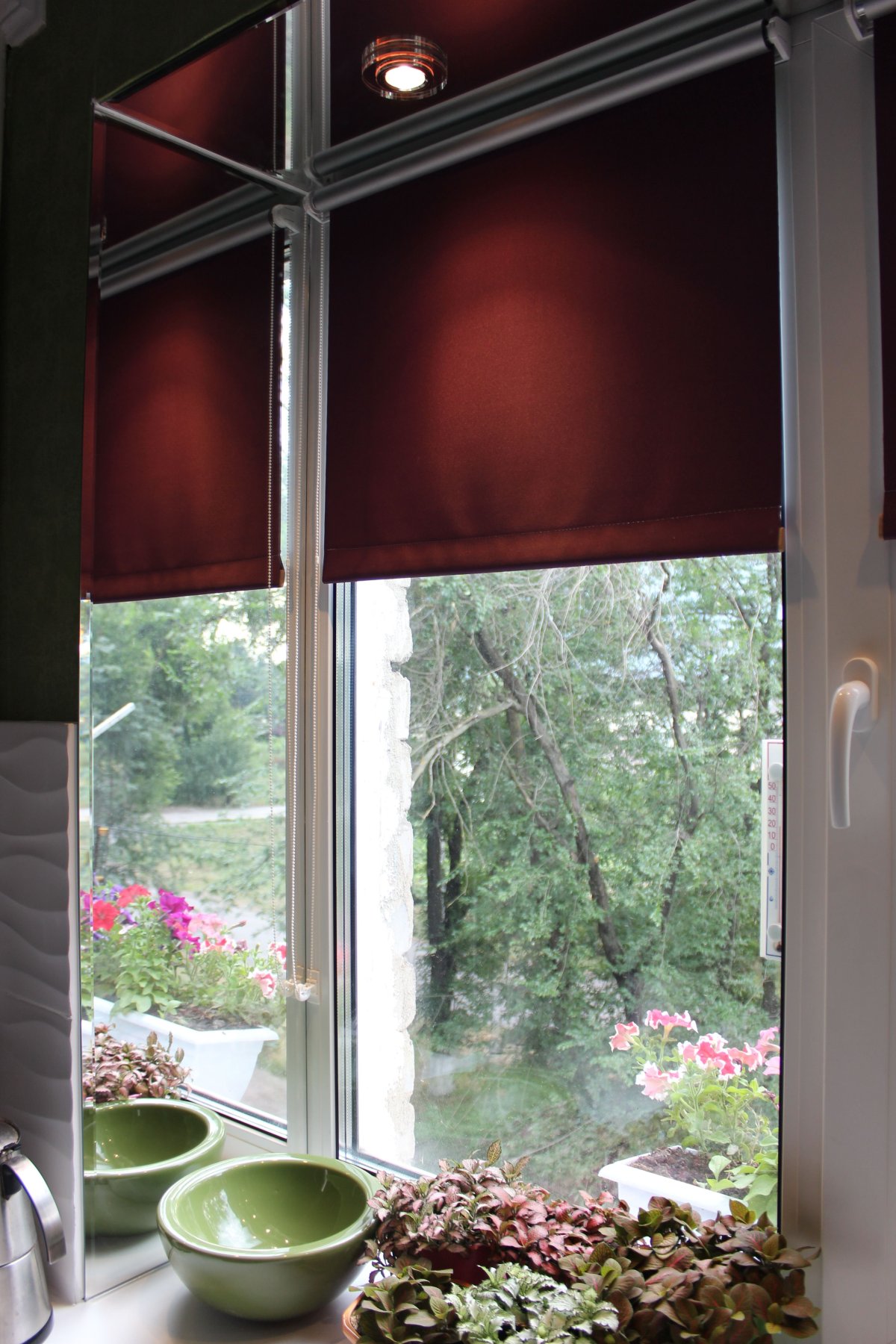 Зеркала на откосах окон