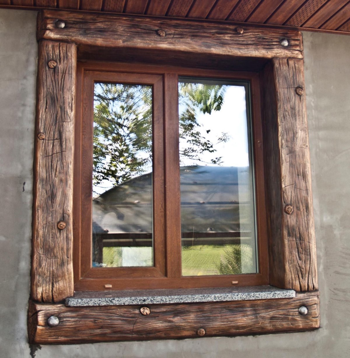 Отделка окон деревом