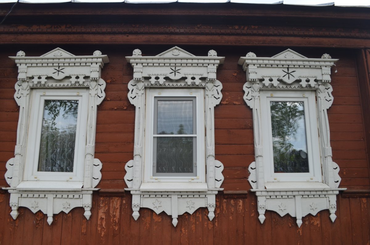 Старинные наличники в интерьере