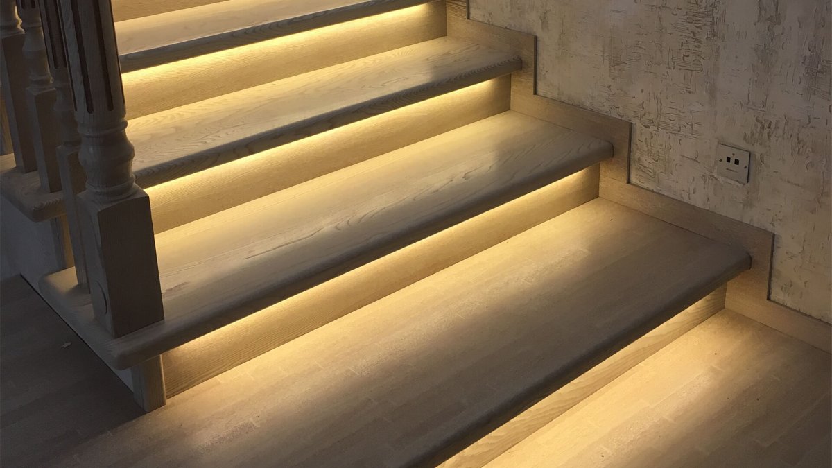 Подсветка лестницы