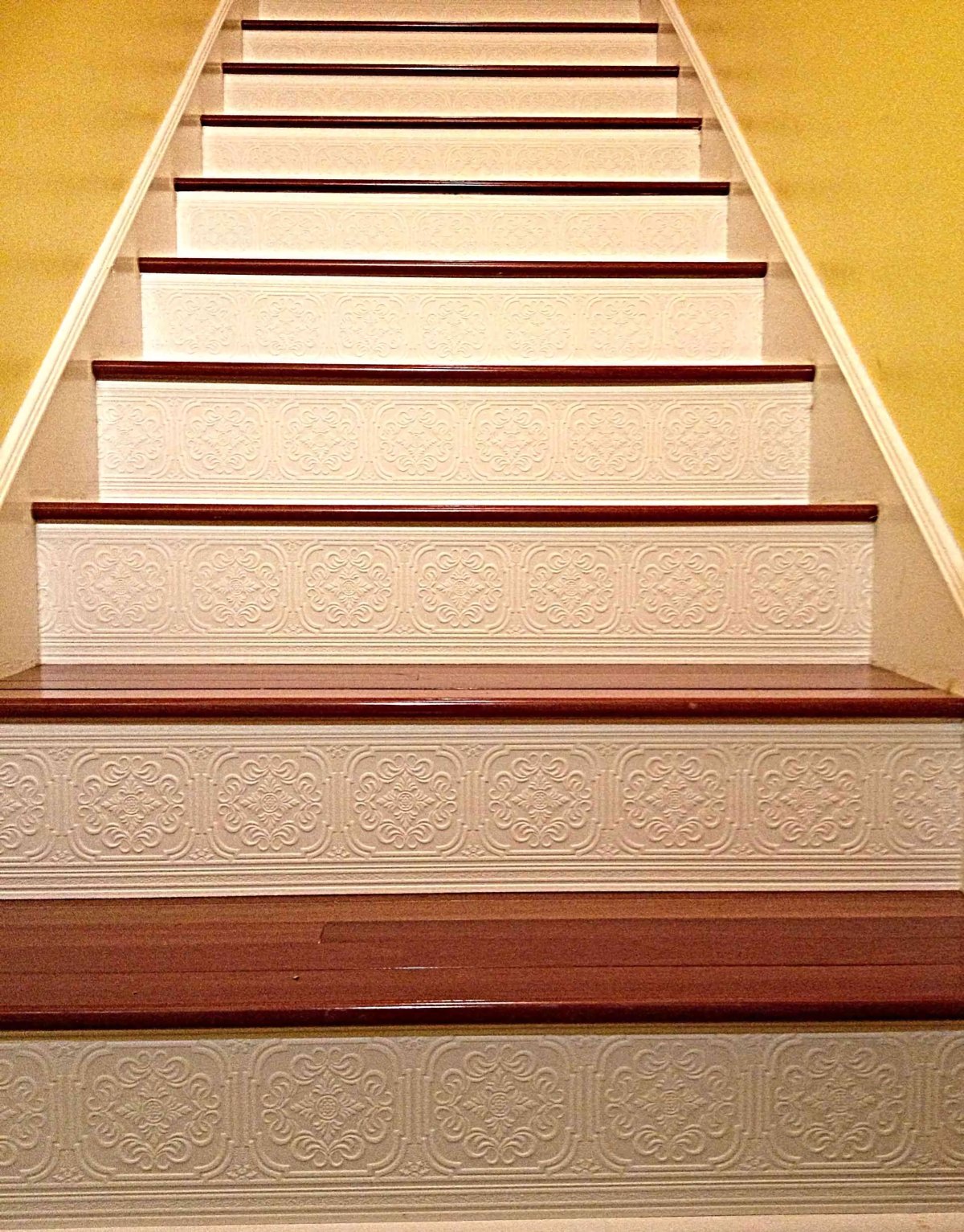 Краска для лестницы деревянной