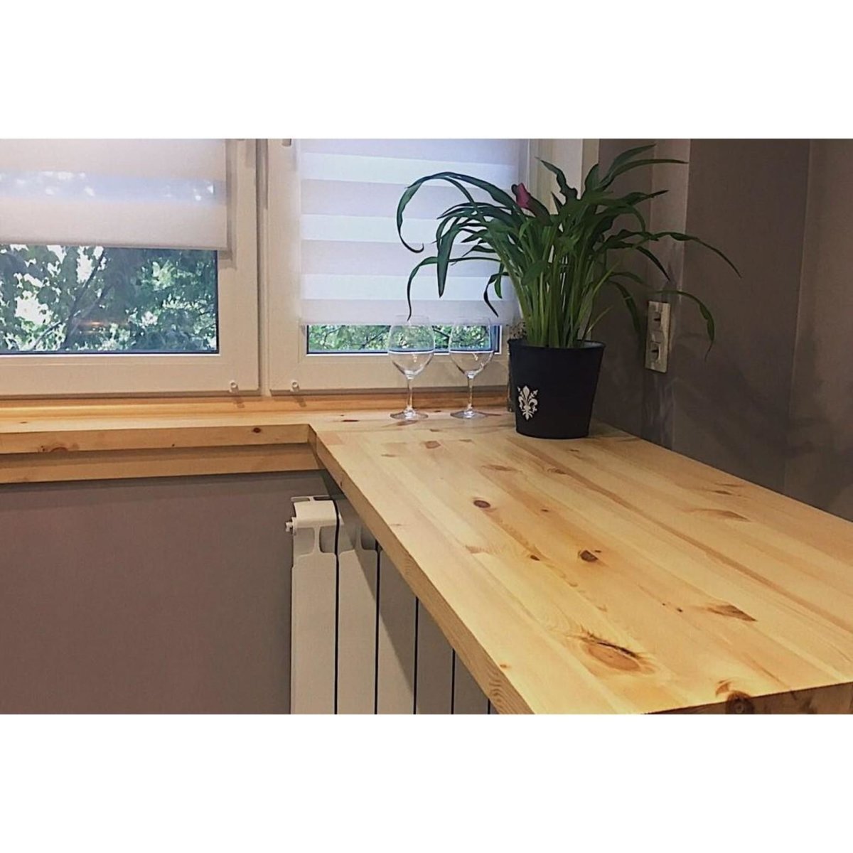 Деревянный подоконник столешница