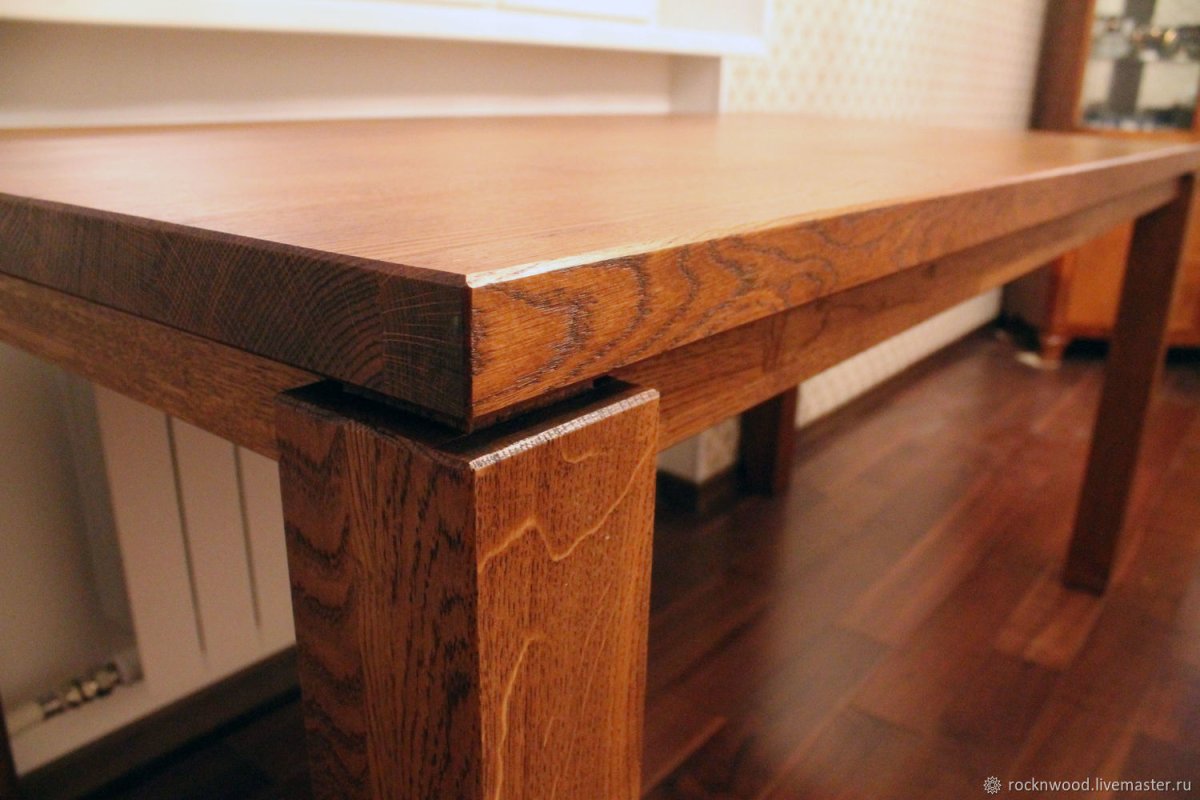 Стол из дуба