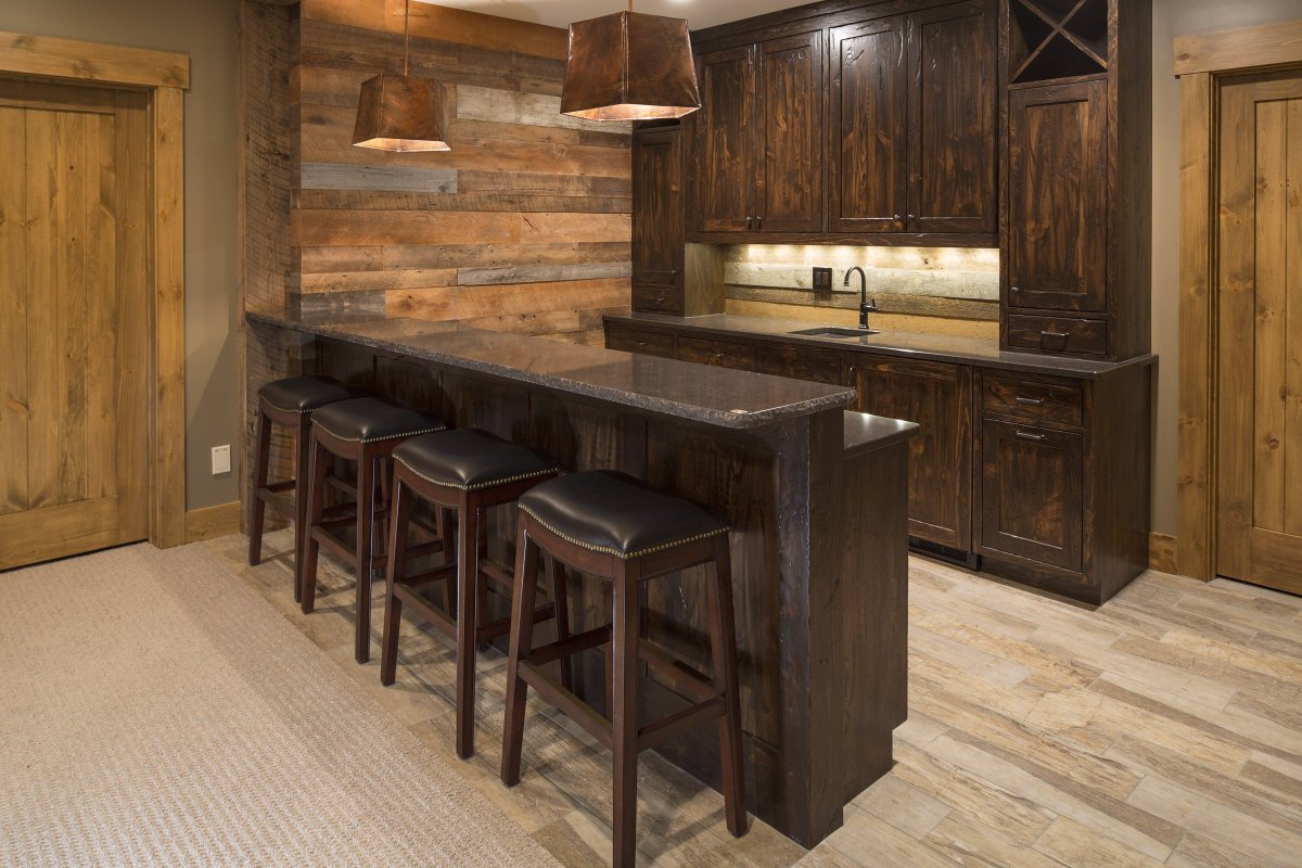 Барная стойка в стиле Кантри