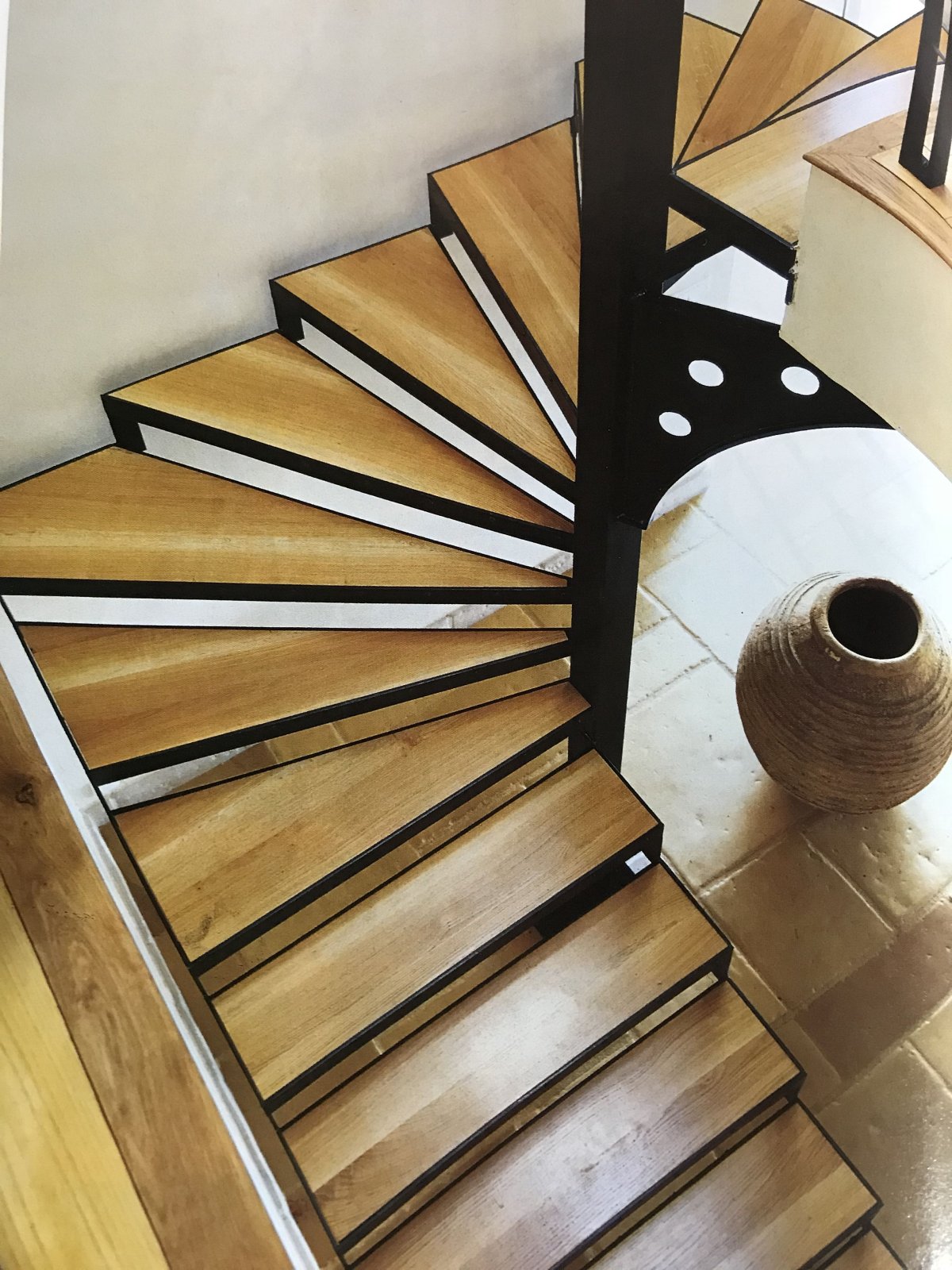 Квадратная винтовая лестница