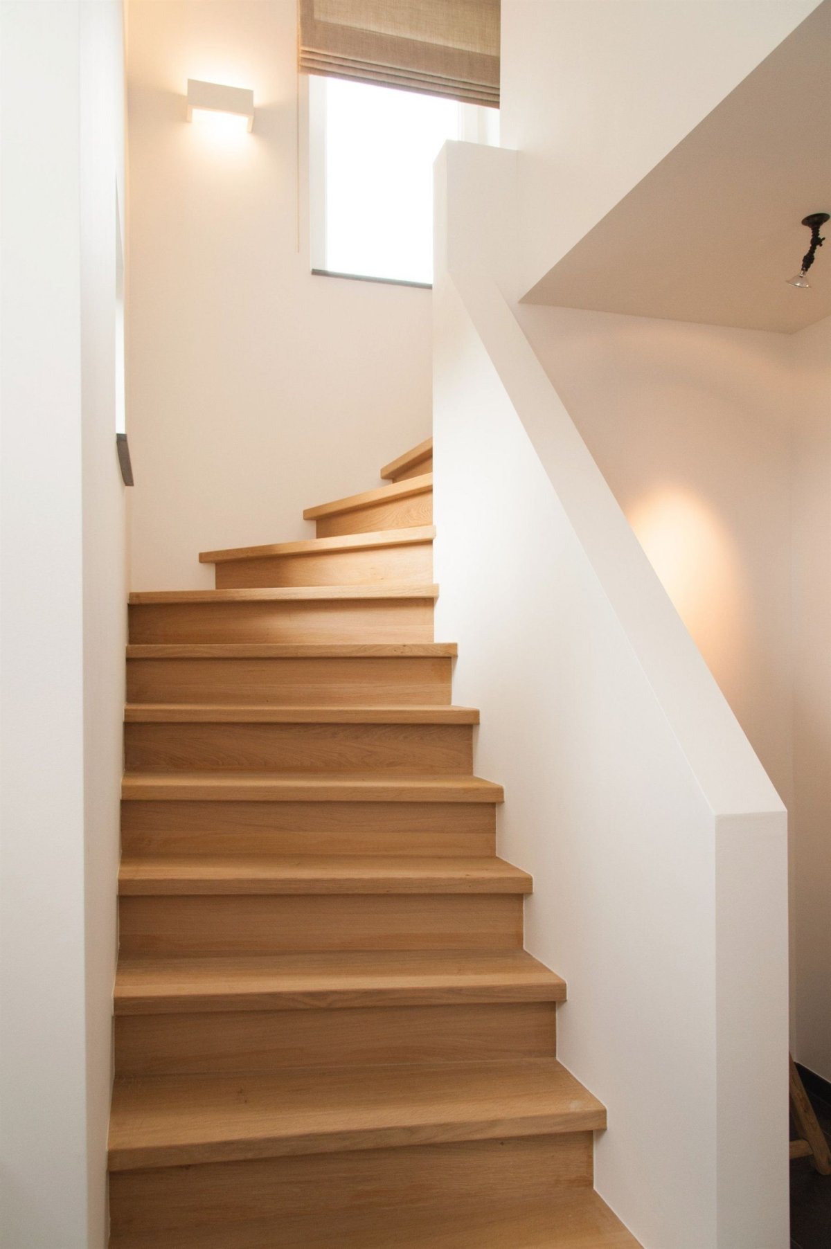 Сплошные перила для лестницы