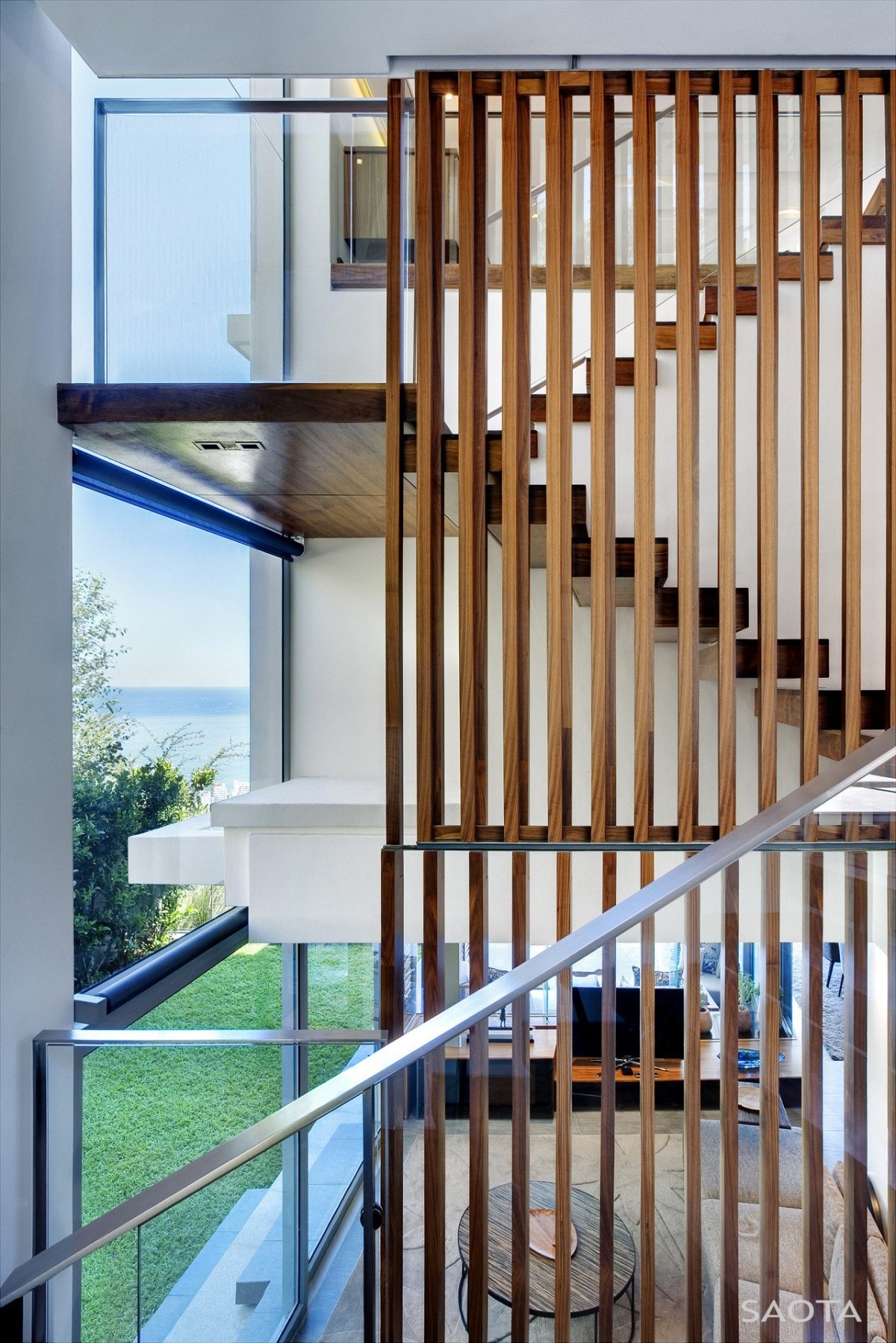 Реечное ограждение лестницы