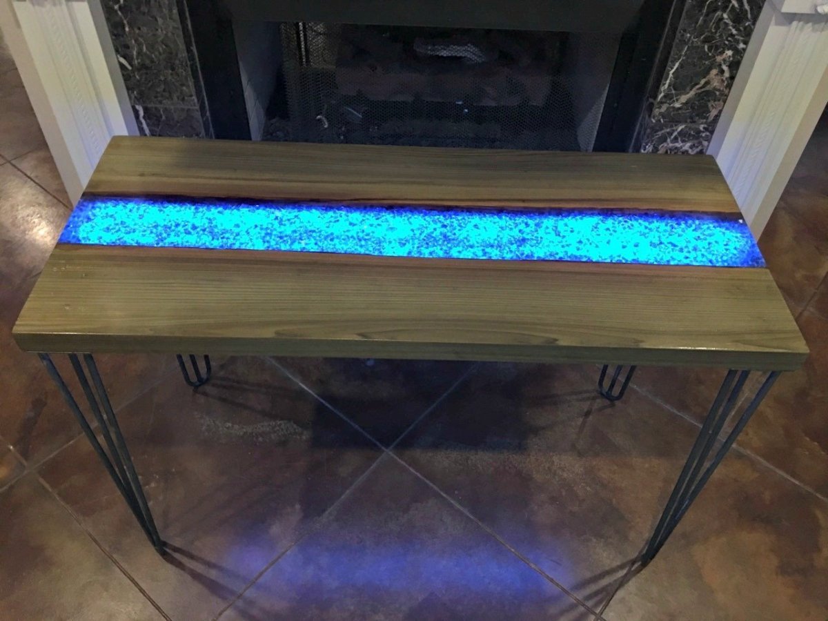 Столешница из эпоксидки с подсветкой