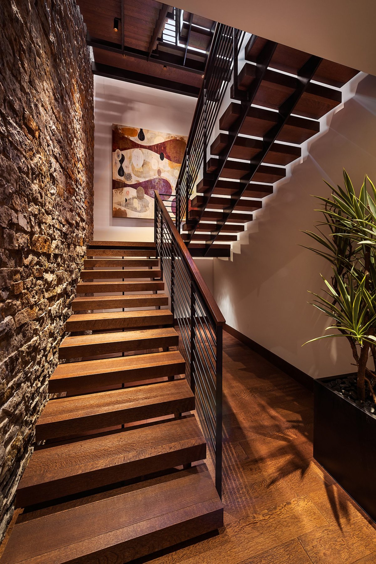 Лестница в интерьере