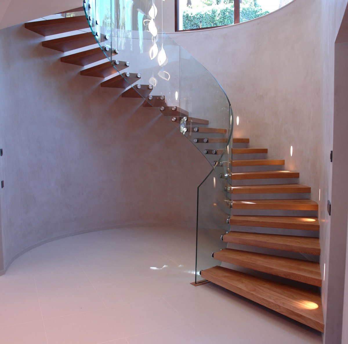 Изогнутые лестницы