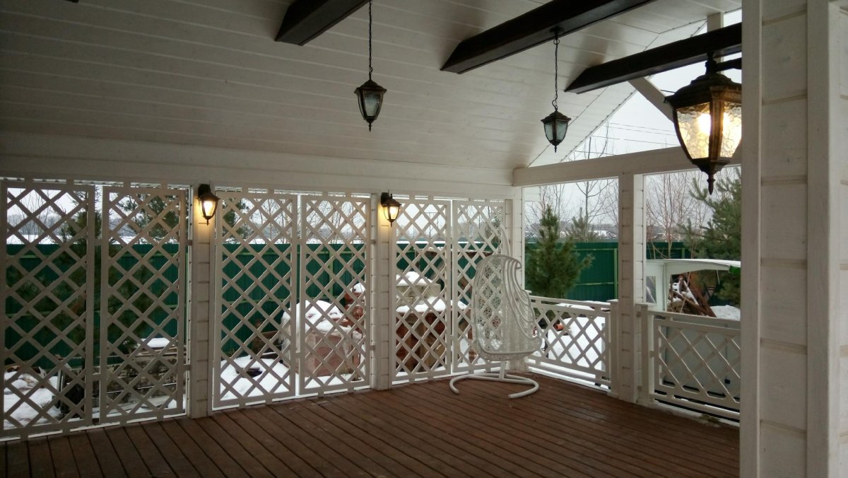 Отделка беседки внутри