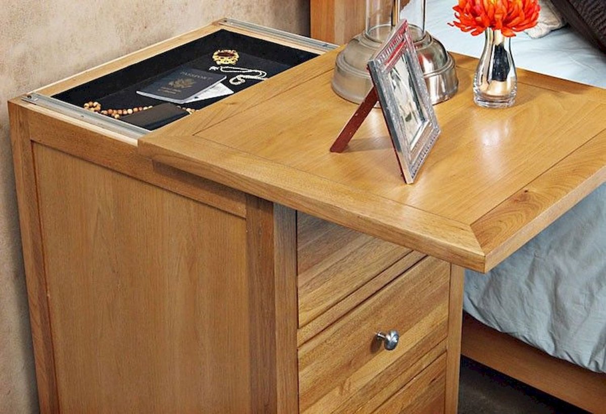 Потайной ящик в столе