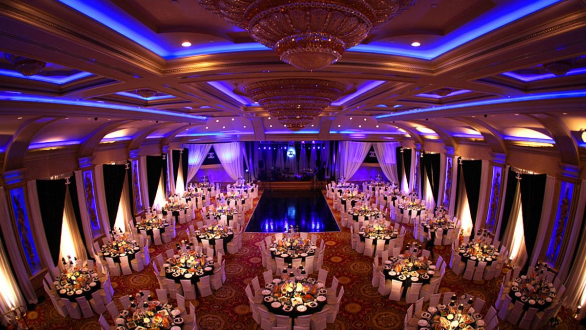 Роскошный банкетный зал