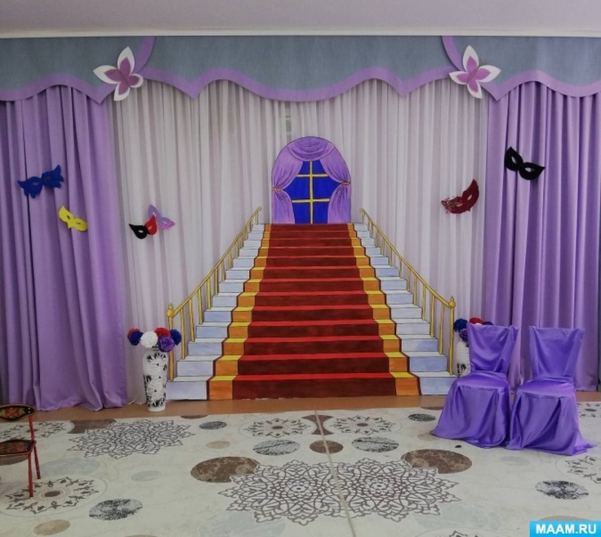 Украшение музыкального зала в детском саду