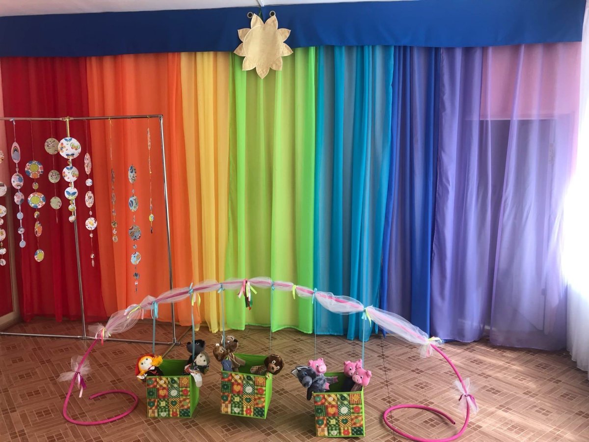 Украшение музыкального зала