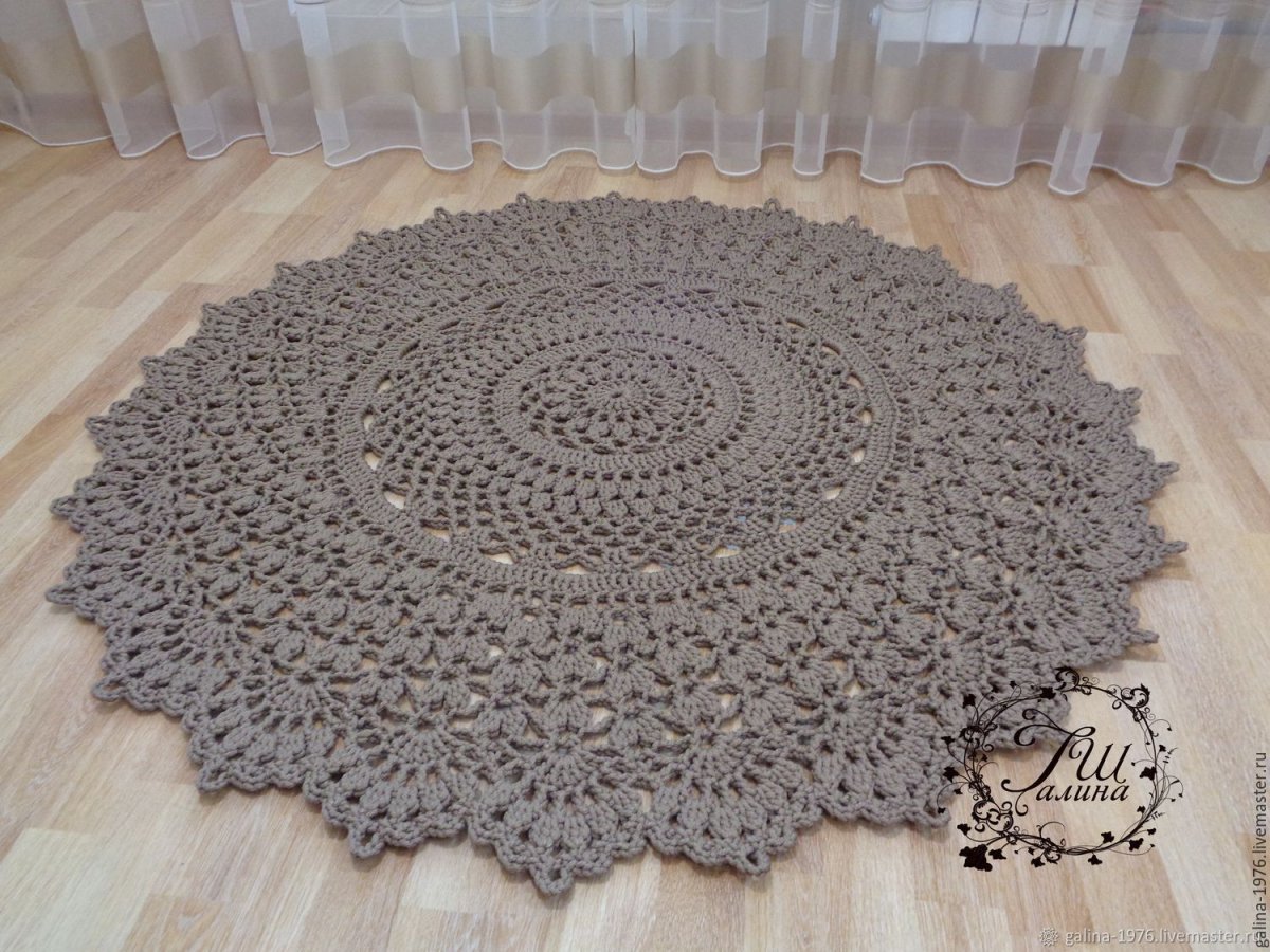 Ажурный коврик