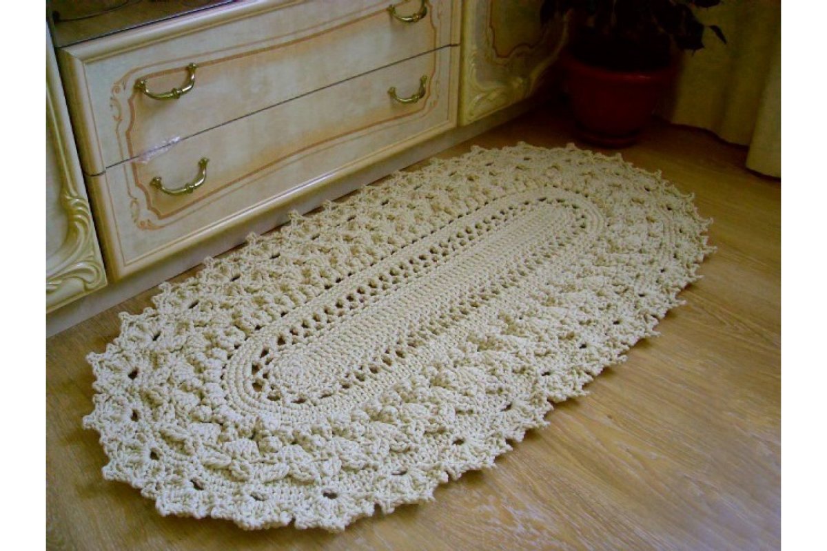 Овальный ковер из шнура