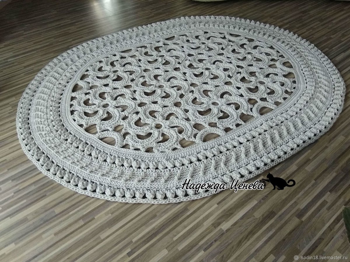 Коврик из шнура овальный ажурный