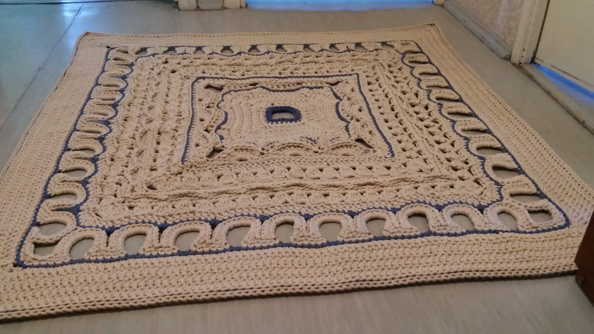 Прямоугольный коврик из шнура