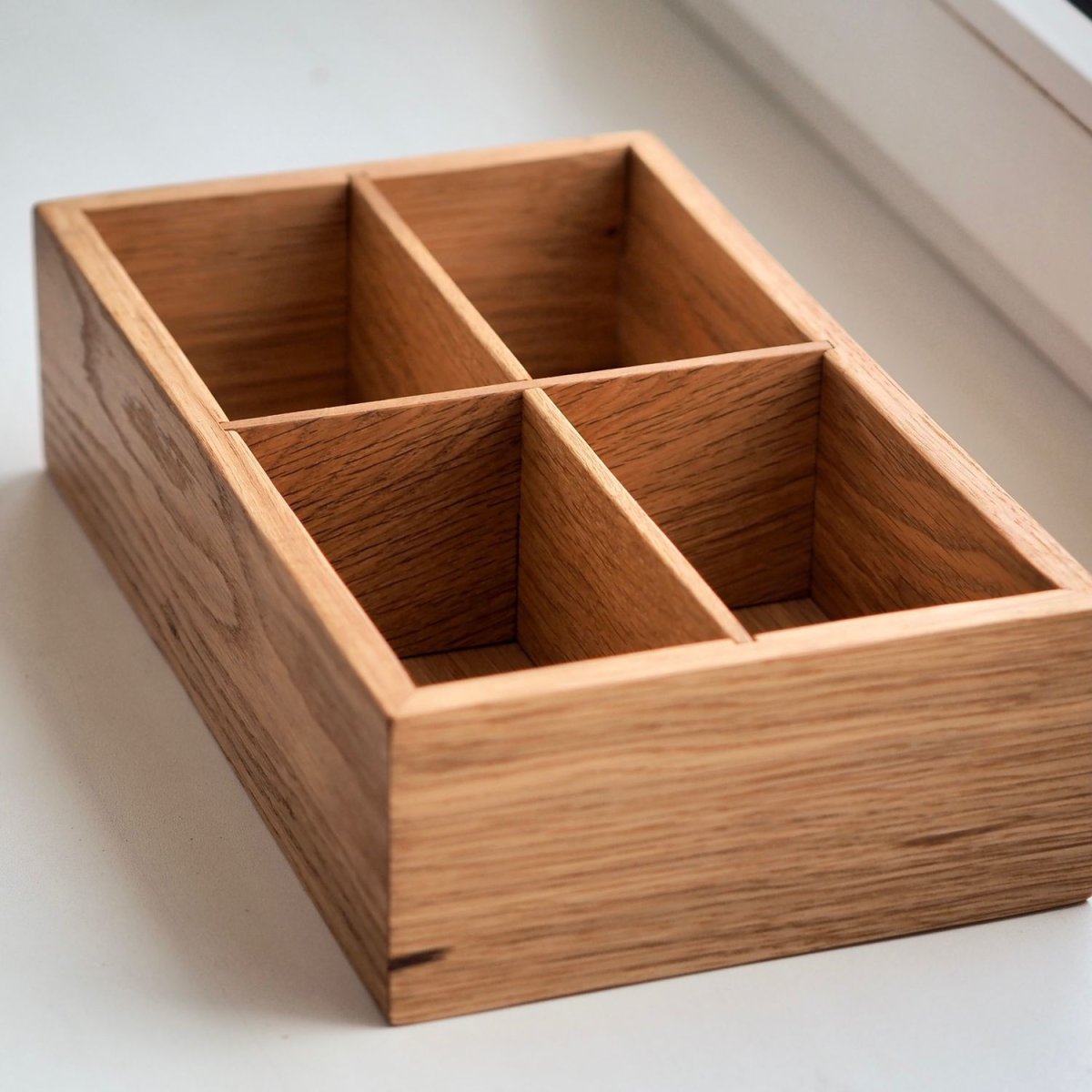 Ящик для приправ из дерева