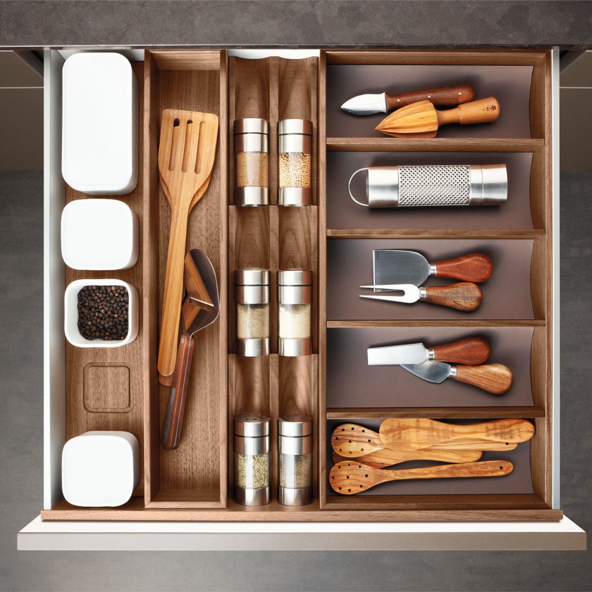 Шкафчик для специй "House & Holder"