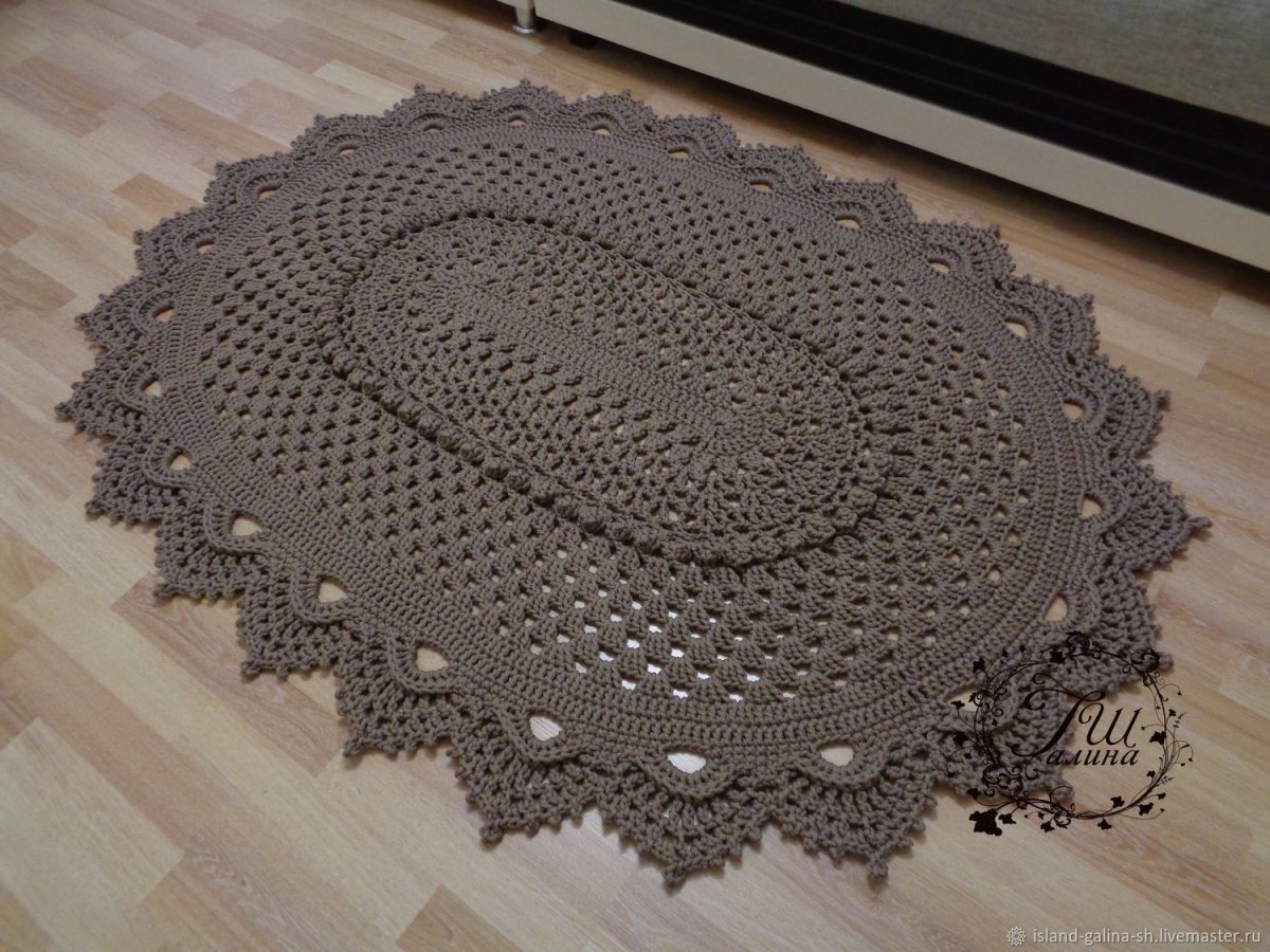 Вязаный ковер