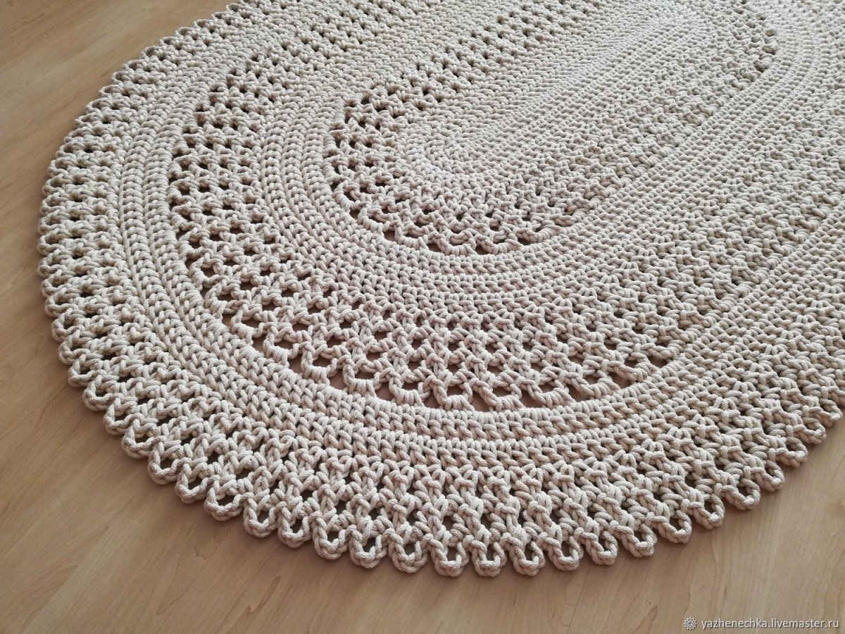 Овальный ковер крючком