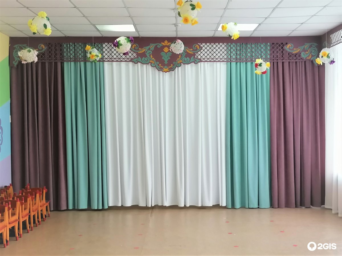 Шторы для сцены в детском саду