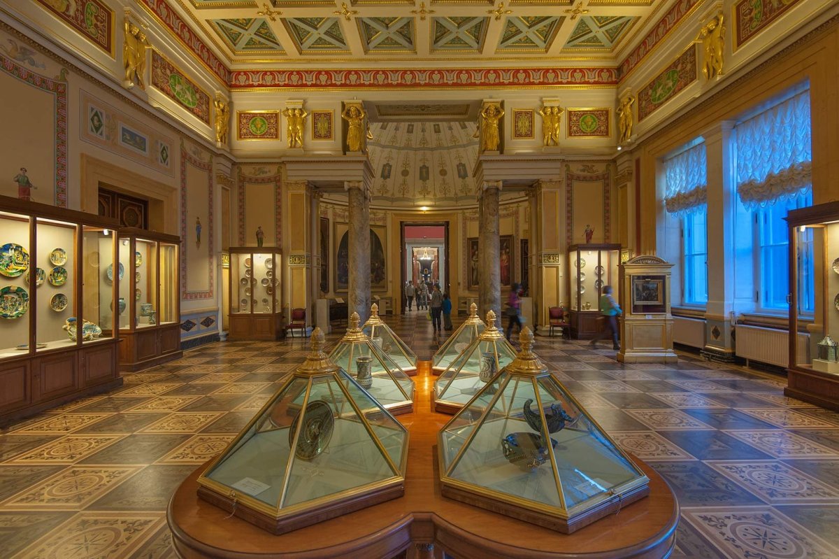 Золотая гостиная зимнего дворца