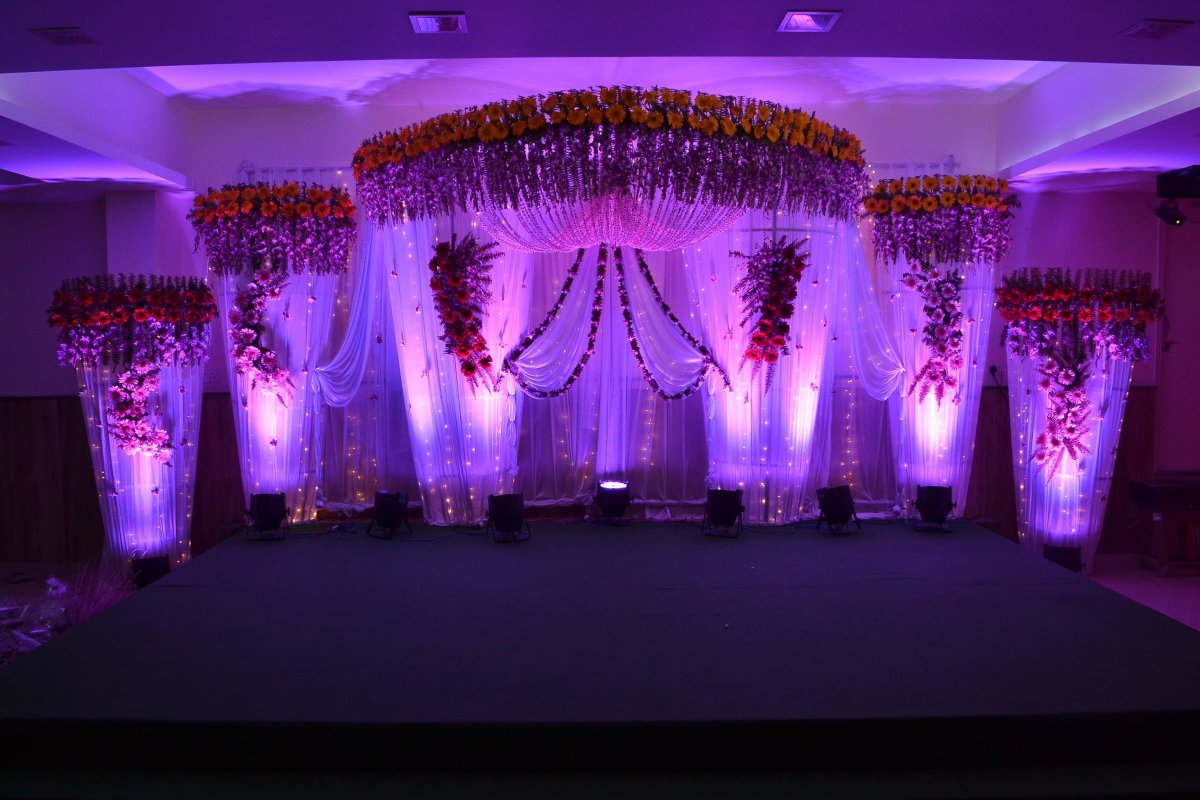 Украшение зала