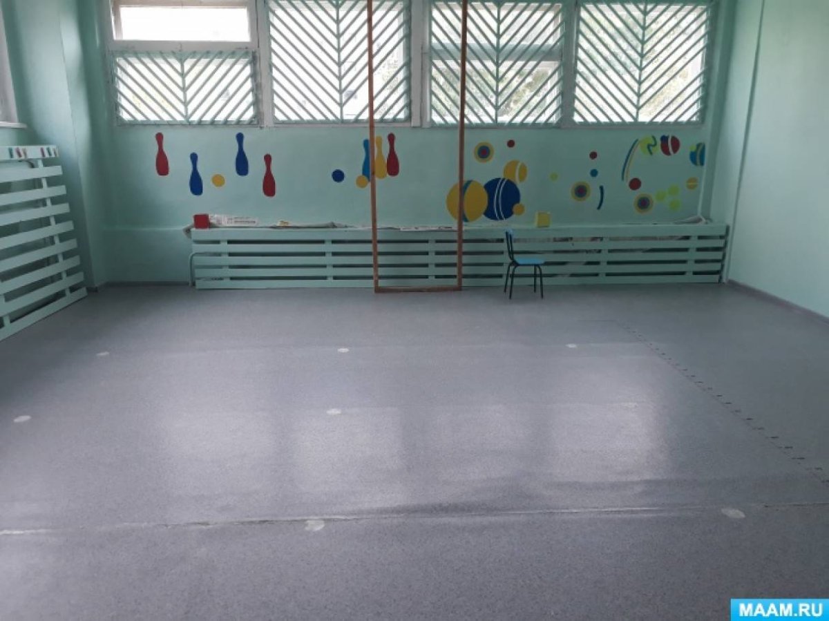 Стены в спортзале ДОУ