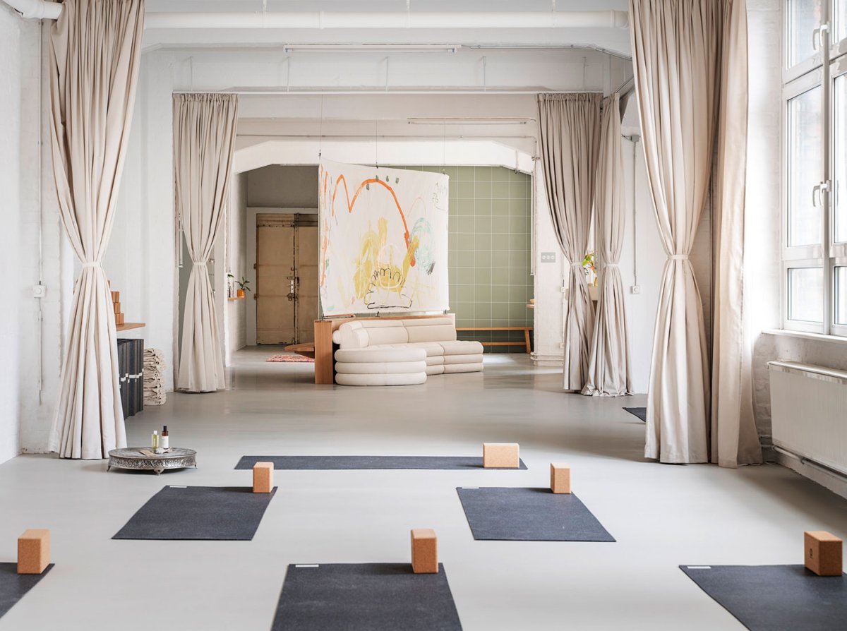 Студия йога Спейс