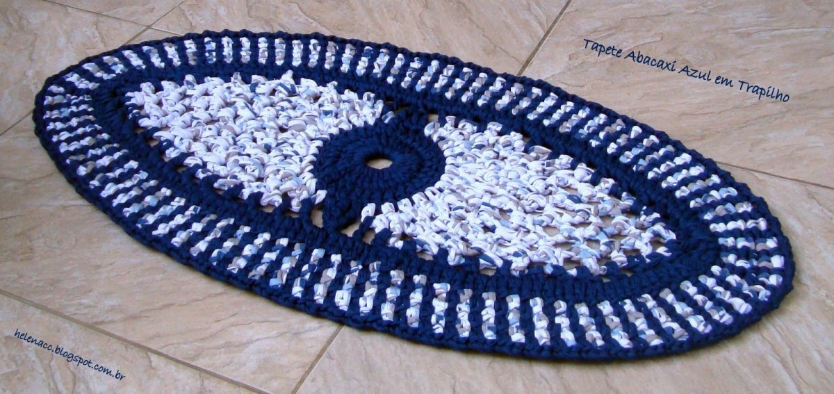 Вязание крючком коврики овал из старых вещей