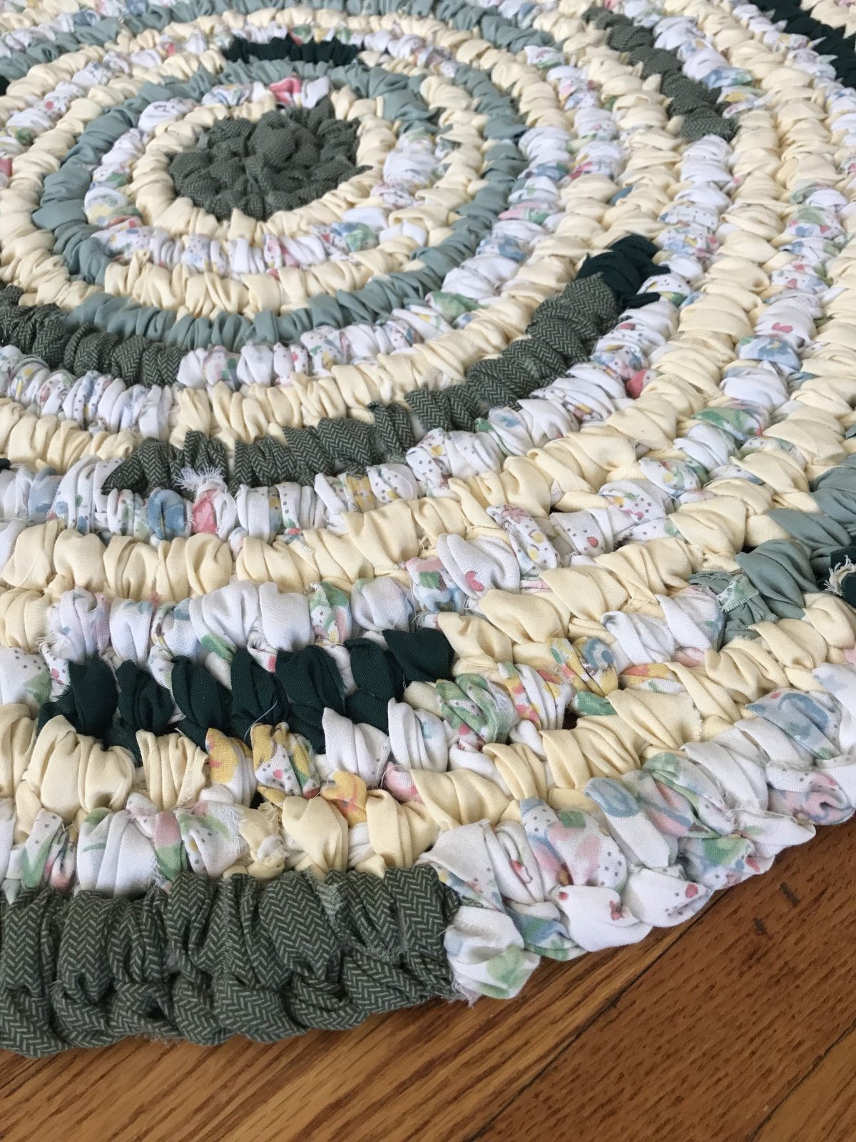 Коврик из футболок