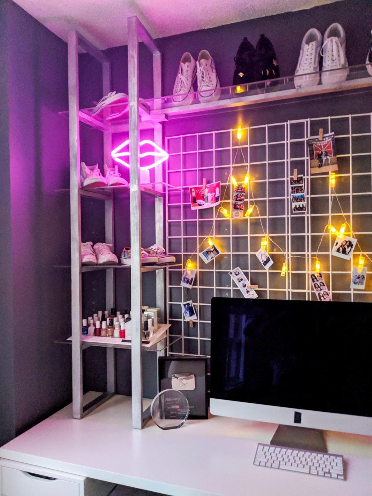 Акриловые полки