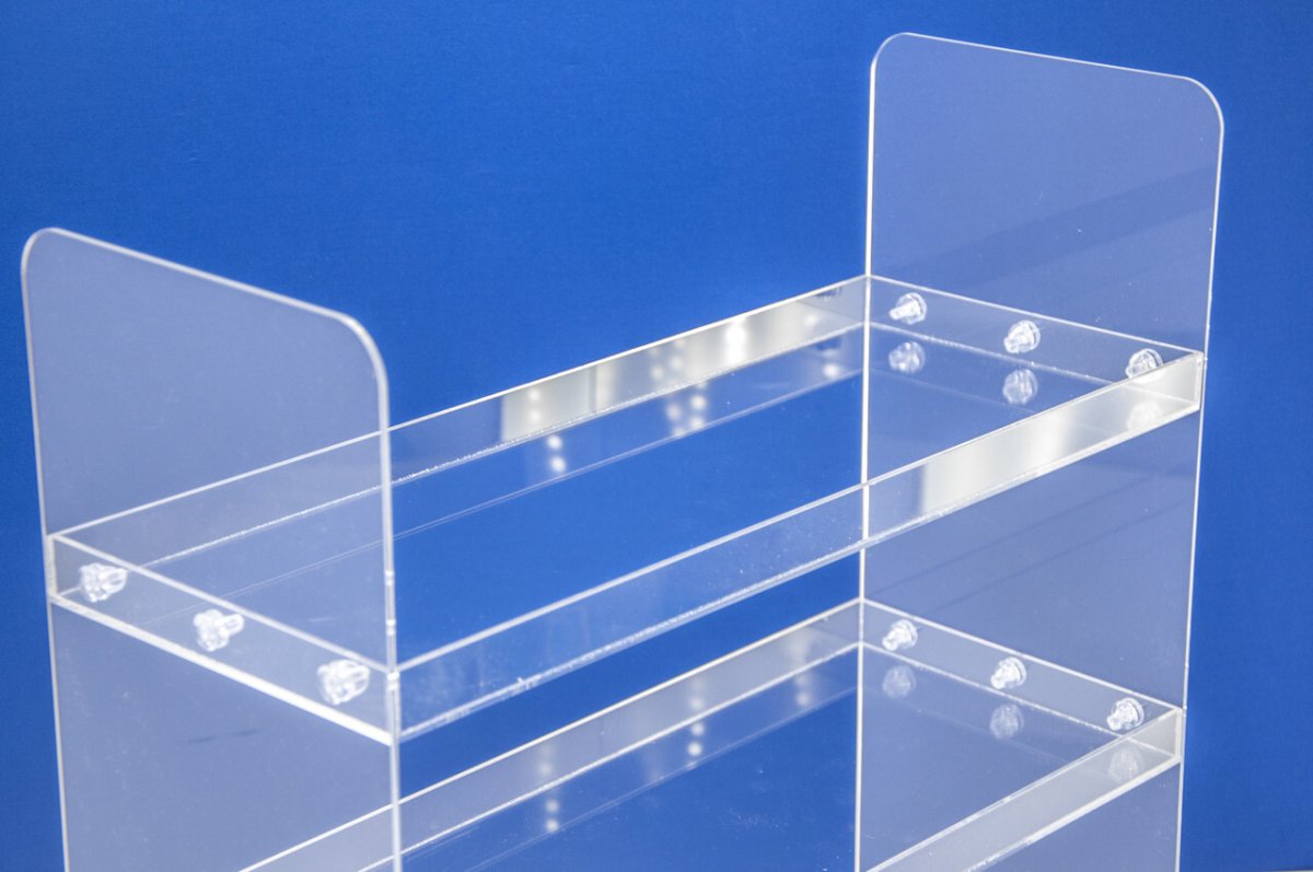 Полочки из оргстекла