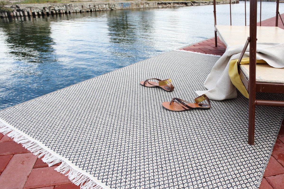 Покрытие на террасу ковер