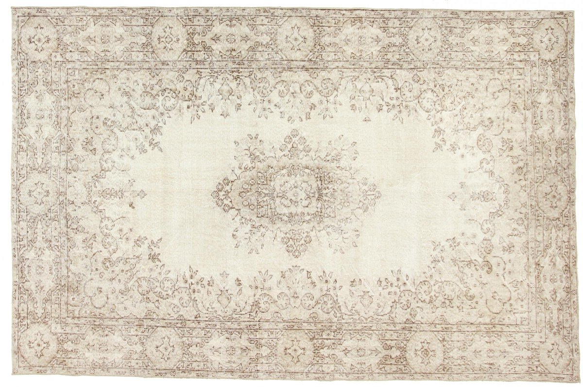 Винтажный ковер светлый