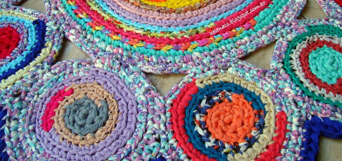 Коврик из остатков пряжи,трикотажа