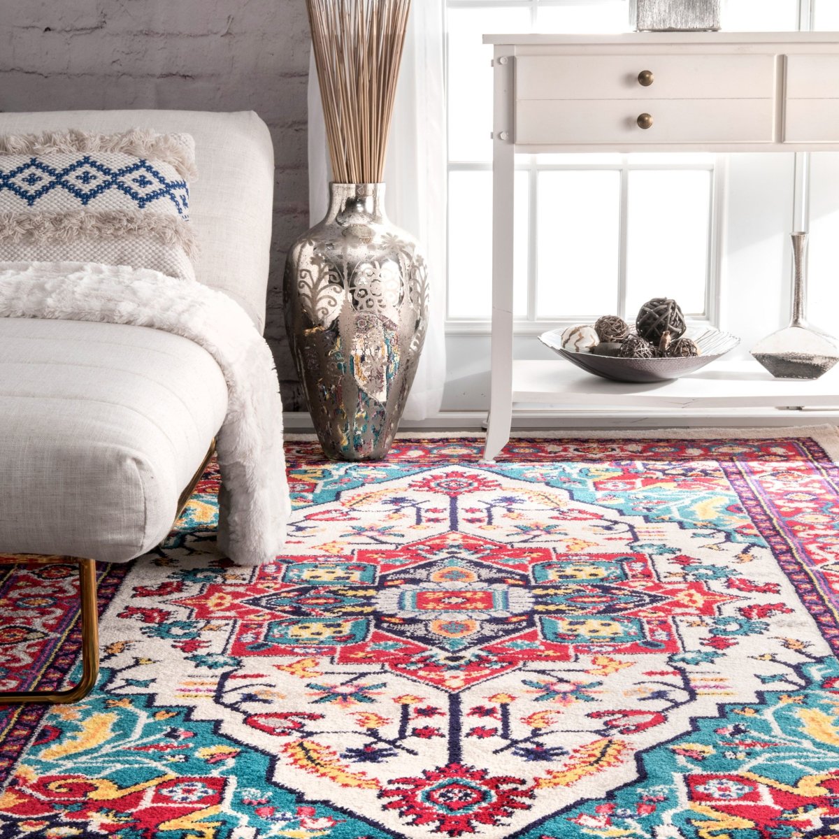Восточный ковер в современном интерьере