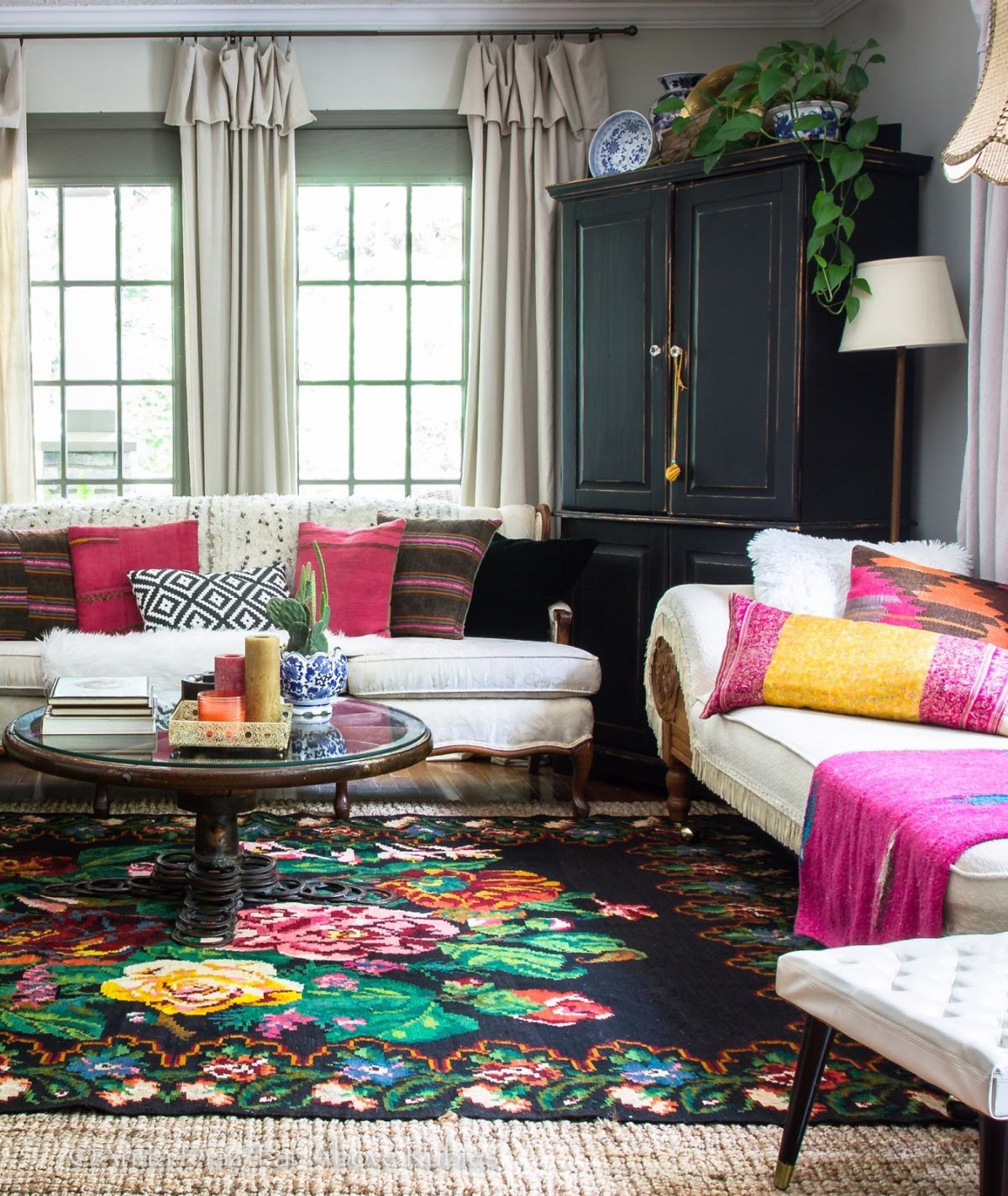 Ковер в современном интерьере