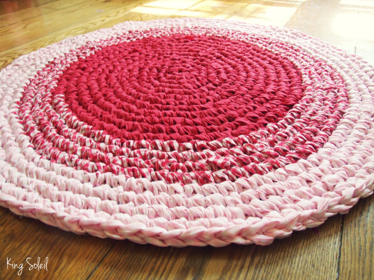 Коврик из нарезанных тряпок