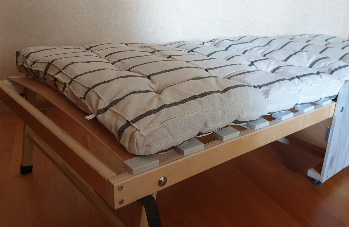 Раскладная кровать с изголовьем Казань