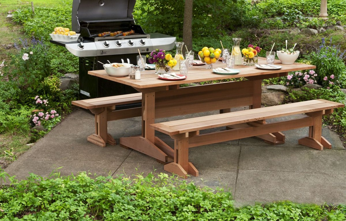 Стол деревянный для дачи