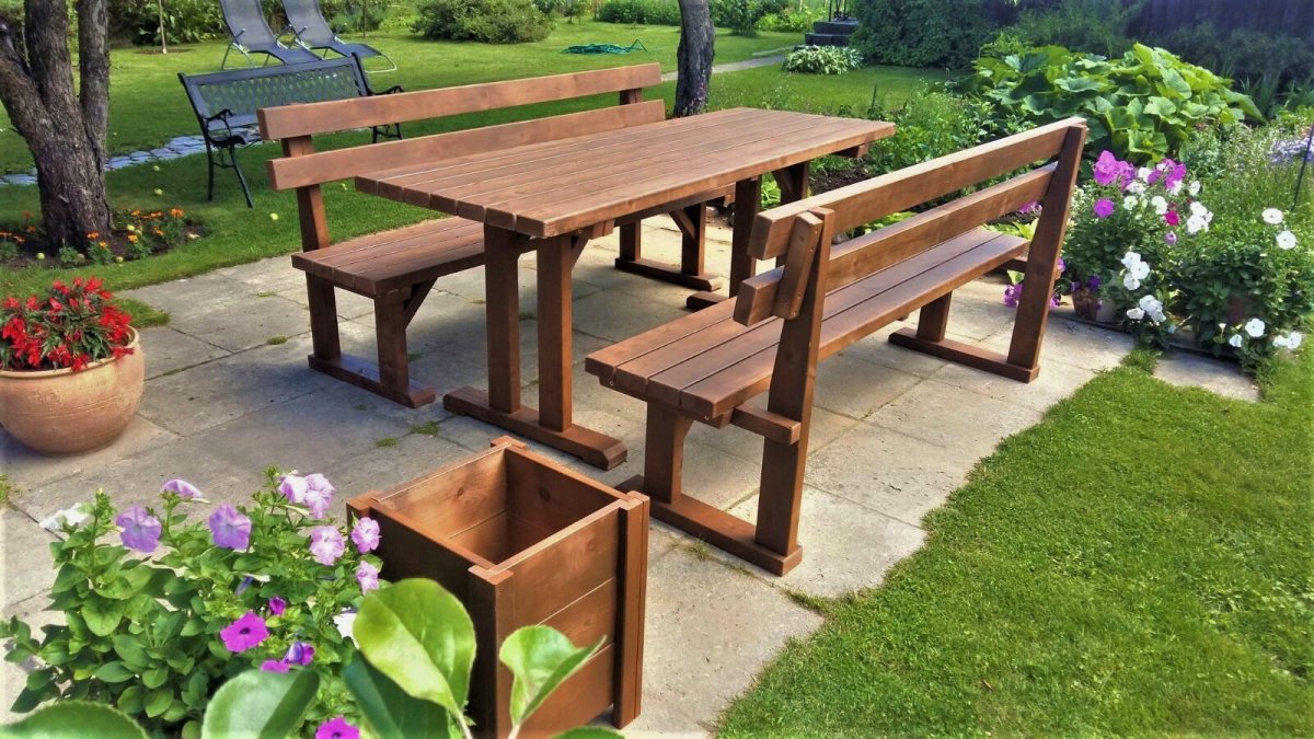 Садовая мебель из дерева