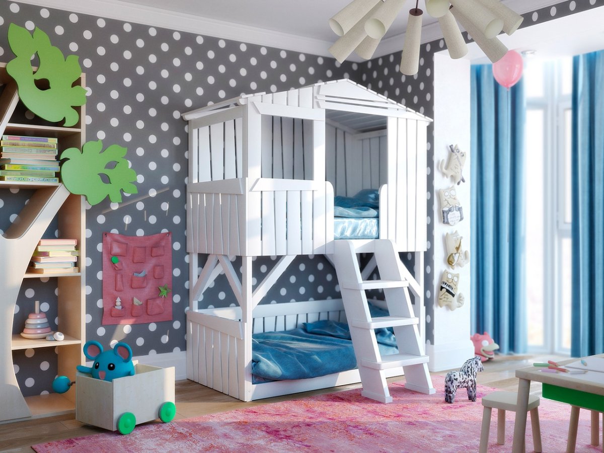 Кровать домик с игровой зоной наверху