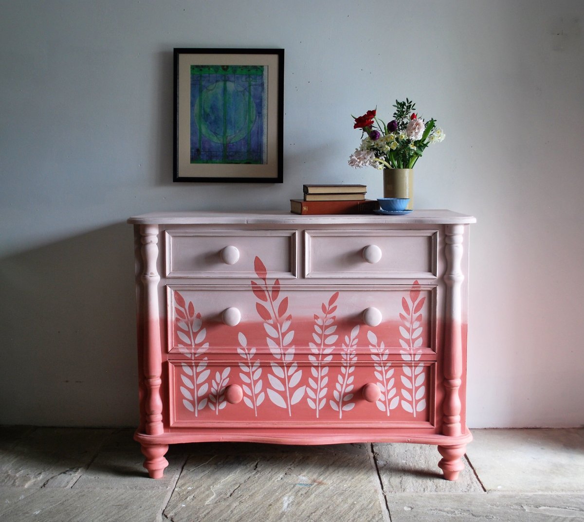 Декор тумбочки